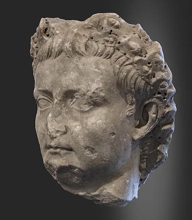 (Toulouse)_Buste_de_Tibère_-_Musée_Saint-Raymond_Ra_90
