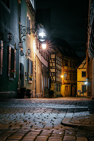 tobias-reich-keunyMCj1sM-unsplash