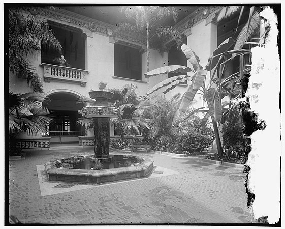 _Patio__main_floor_of_the_Pan_American_bldg._LOC_hec.14421